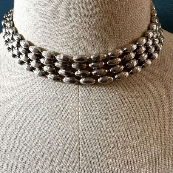 Napier vintage Long  silver tone oval beaded necklace - Picture 5 of 13